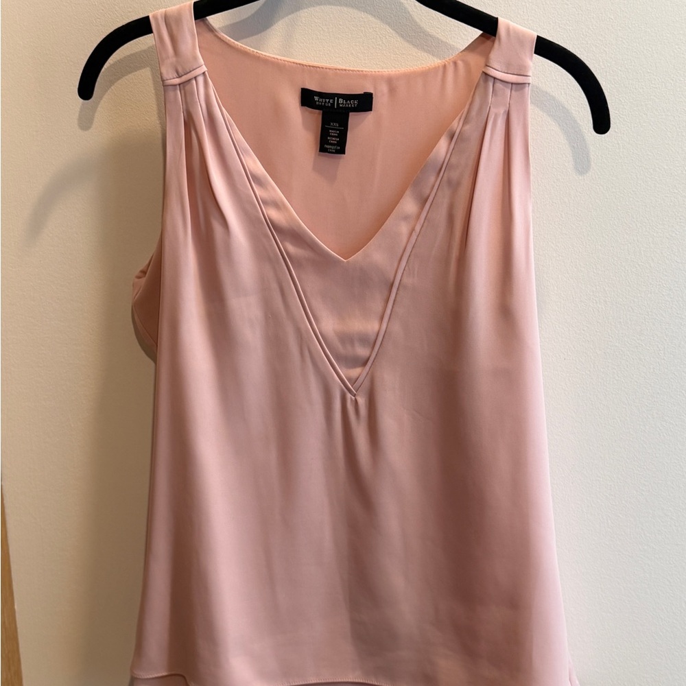 White House Black Market Pale Pink V-Neck Silk-Blend Camisole
